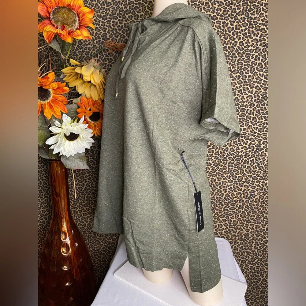 🌴3/$30🌴DOE & RAE Olive Green Marble Lace-Up Neck Short Sleeve Hooded Top NWT - Picture 7 of 12